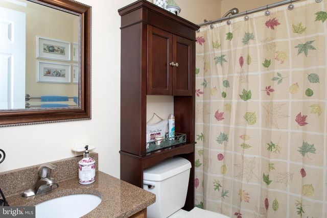 5325 WILDLIFE PL, Pomfret, MD 20675