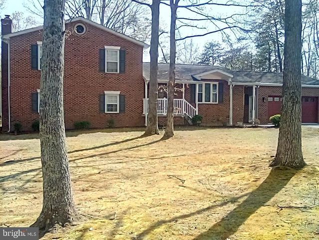 5325 WILDLIFE PL, Pomfret, MD 20675