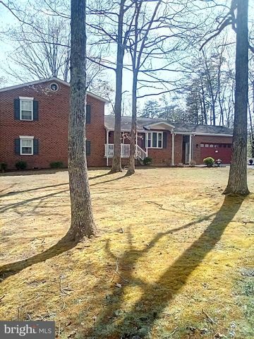 5325 WILDLIFE PL, Pomfret, MD 20675