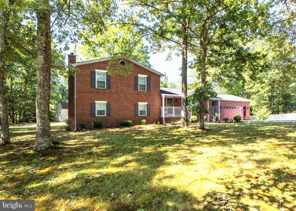 5325 WILDLIFE PL, Pomfret, MD 20675