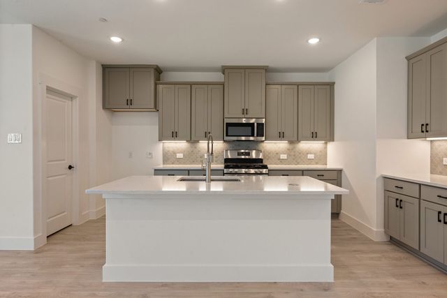 4513 Lamplights Drive, Celina, TX 75078