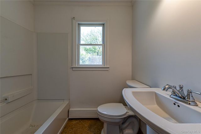 6200 New Suffolk Avenue, Mattituck, NY 11952