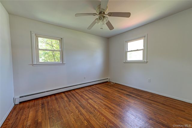 6200 New Suffolk Avenue, Mattituck, NY 11952