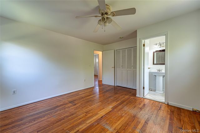 6200 New Suffolk Avenue, Mattituck, NY 11952