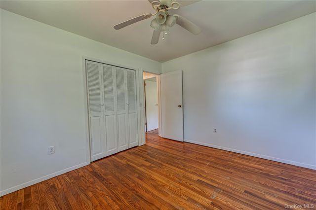 6200 New Suffolk Avenue, Mattituck, NY 11952