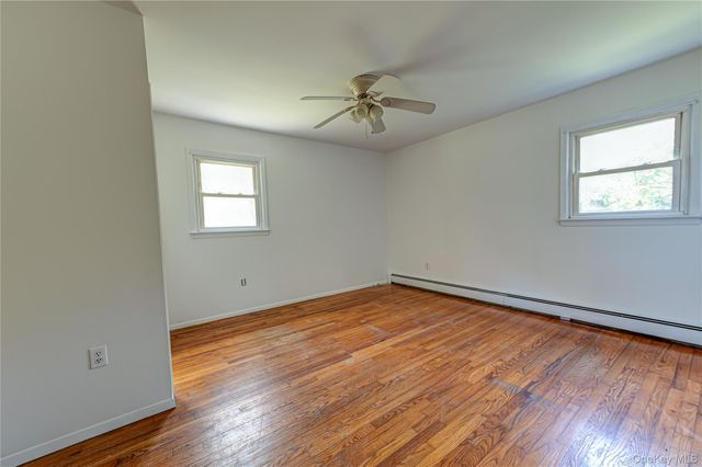 6200 New Suffolk Avenue, Mattituck, NY 11952