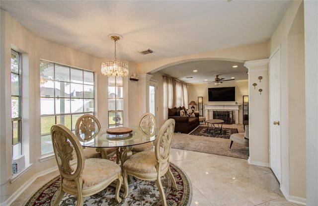 3219 Leila Oaks Drive, Houston, TX 77082