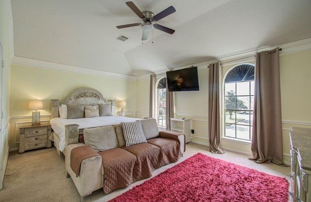 3219 Leila Oaks Drive, Houston, TX 77082