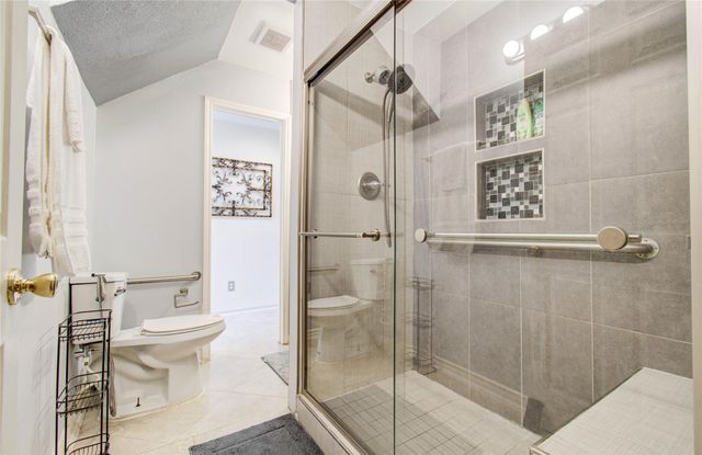 3219 Leila Oaks Drive, Houston, TX 77082