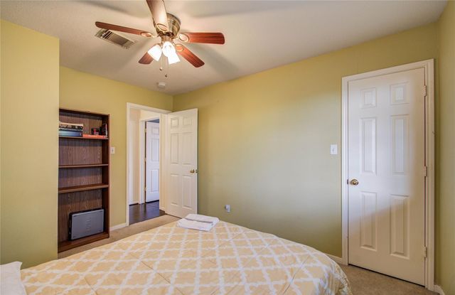 3219 Leila Oaks Drive, Houston, TX 77082