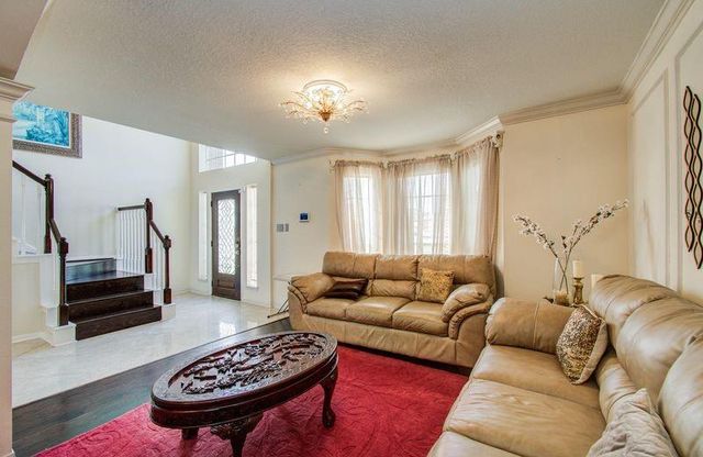 3219 Leila Oaks Drive, Houston, TX 77082