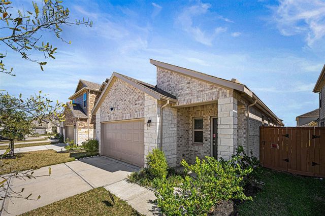 21127 Dolphin Bay Lane, Cypress, TX 77433