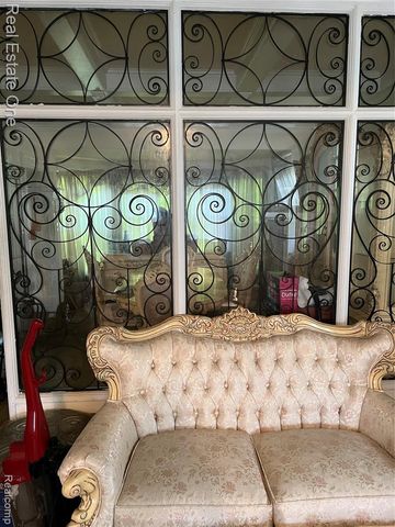 686 Atkinson, Detroit, MI 48202