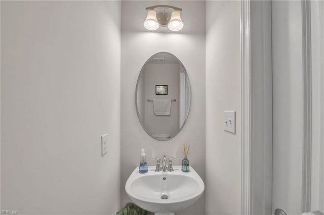 109 Hite PARK, Williamsburg, VA 23185