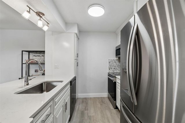 2500 WINDING CREEK BOULEVARD G108, Clearwater, FL 33761