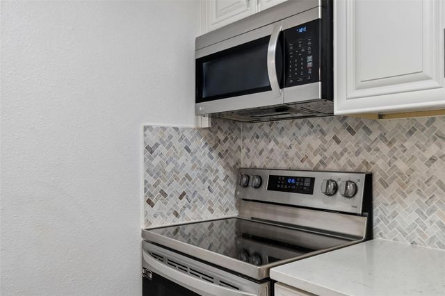 2500 WINDING CREEK BOULEVARD G108, Clearwater, FL 33761