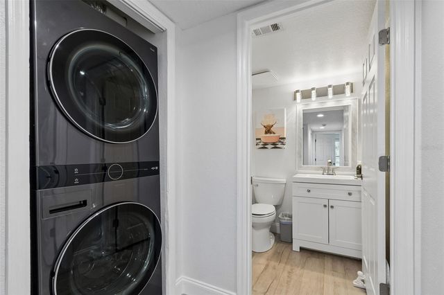 2500 WINDING CREEK BOULEVARD G108, Clearwater, FL 33761