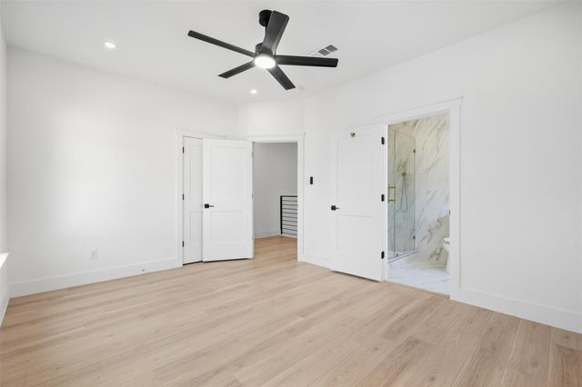 5014 Creekmont Drive, Houston, TX 77091