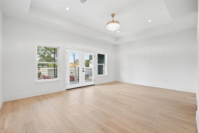 5014 Creekmont Drive, Houston, TX 77091