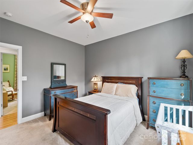 73 Honeysuckle Lane, Asheville, NC 28806