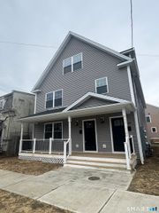 281 Harriet Street 281, Bridgeport, CT 06608