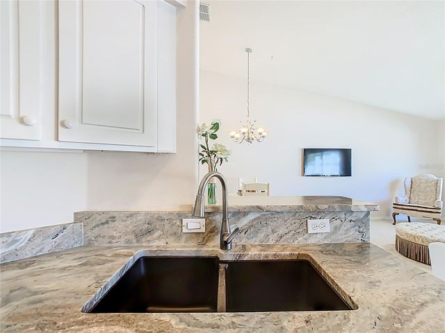 5714 WATER OAK LANE, Mulberry, FL 33860