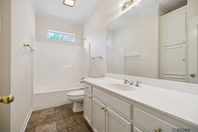 5839 Glen Cove Dr, Baton Rouge, LA 70809