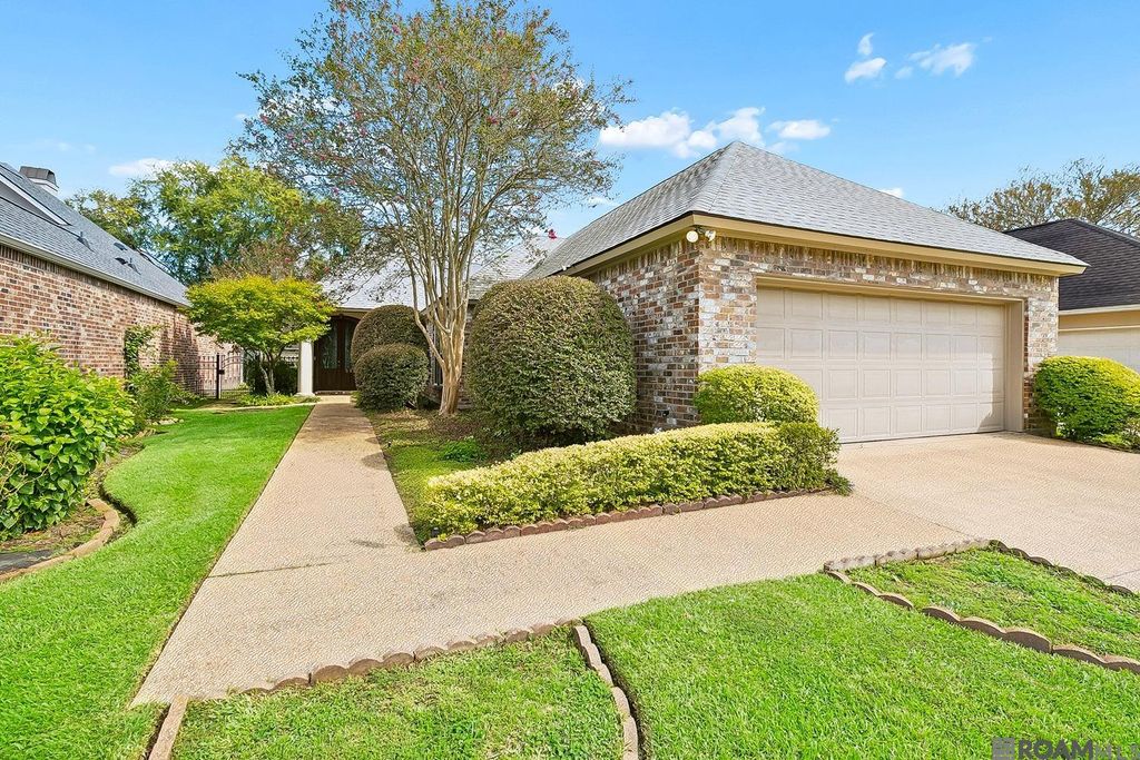 5839 Glen Cove Dr, Baton Rouge, LA 70809