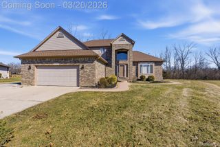 35950 Tamarack Court, New Baltimore, MI 48047