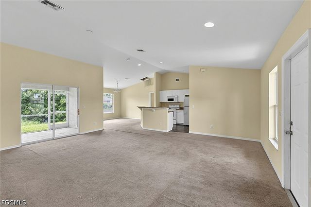 2909 38th ST SW, Lehigh Acres, FL 33976