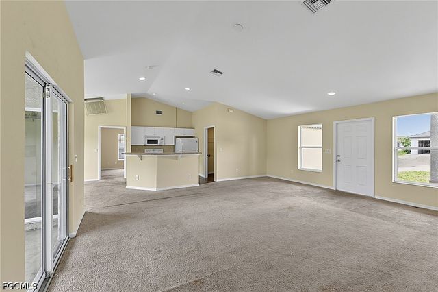 2909 38th ST SW, Lehigh Acres, FL 33976