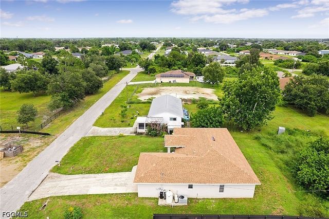 2909 38th ST SW, Lehigh Acres, FL 33976
