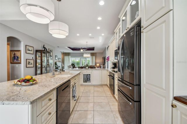 521 WESTON PLACE, Debary, FL 32713