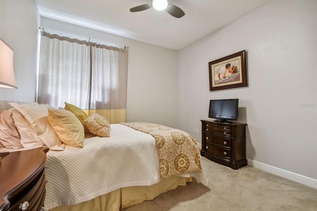521 WESTON PLACE, Debary, FL 32713