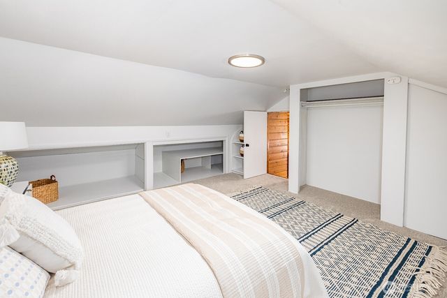 13734 Stone Avenue N, Seattle, WA 98133