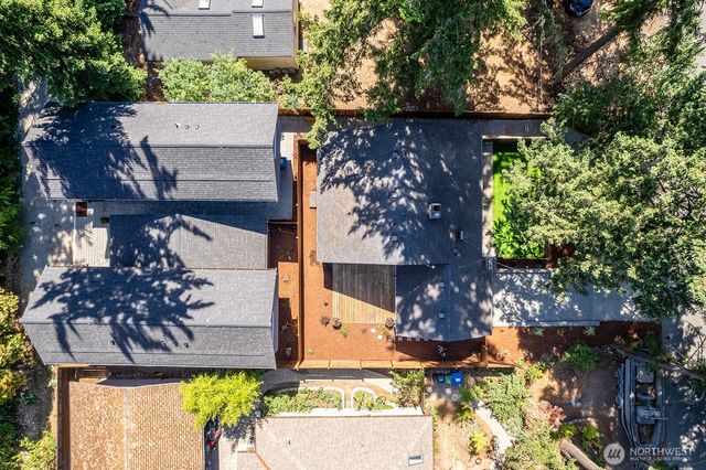 13734 Stone Avenue N, Seattle, WA 98133