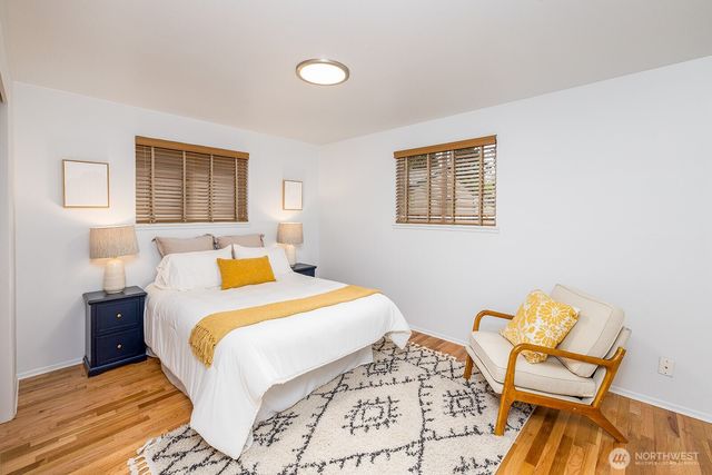 13734 Stone Avenue N, Seattle, WA 98133