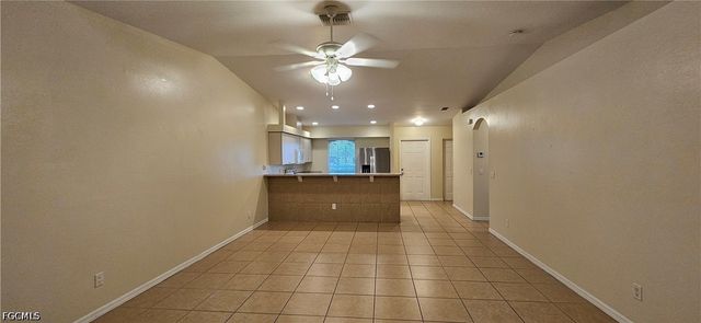 1628 SW Santa Barbara PL, Cape Coral, FL 33991