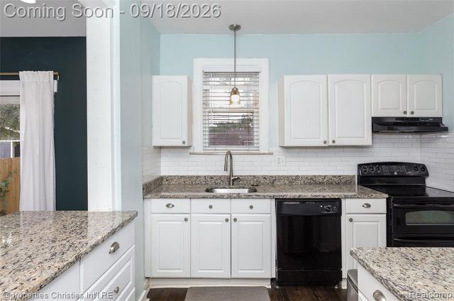 800 Jewell Street, Ferndale, MI 48220