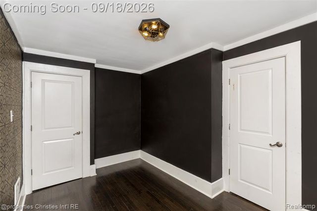 800 Jewell Street, Ferndale, MI 48220