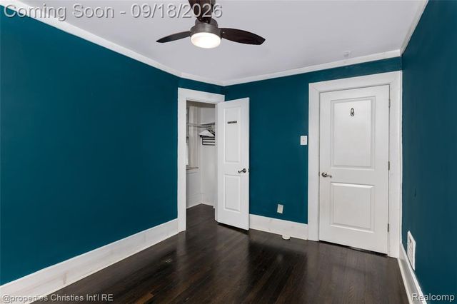 800 Jewell Street, Ferndale, MI 48220