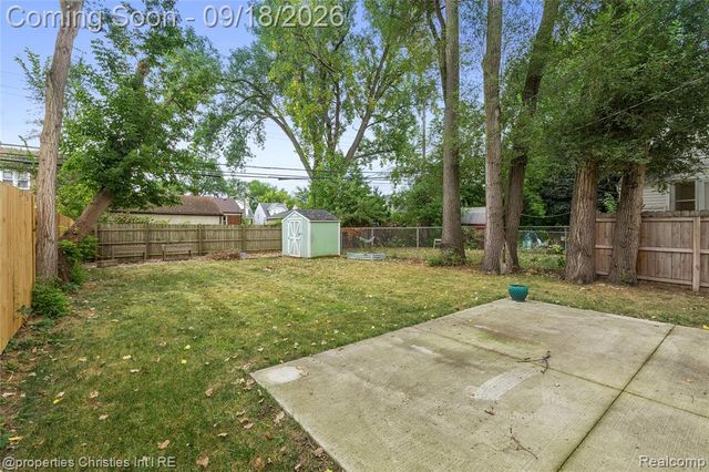 800 Jewell Street, Ferndale, MI 48220
