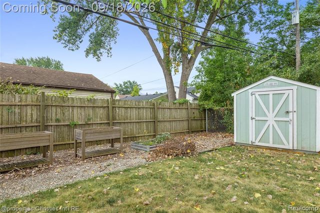 800 Jewell Street, Ferndale, MI 48220