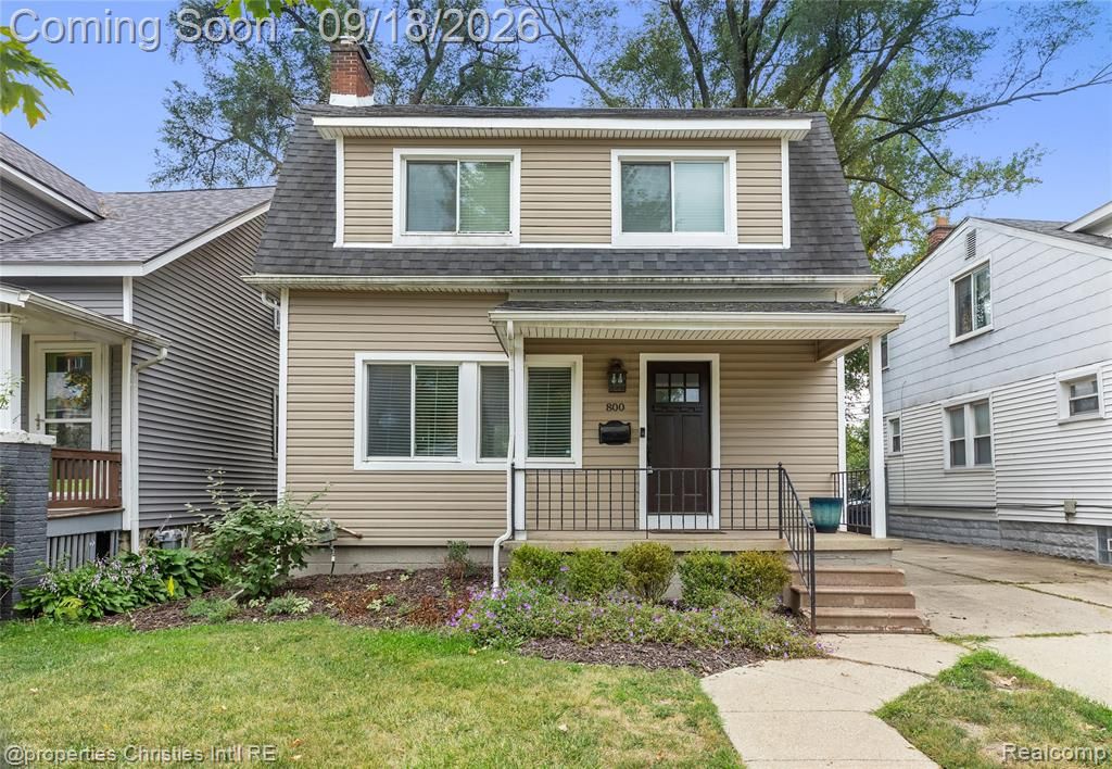 800 Jewell Street, Ferndale, MI 48220