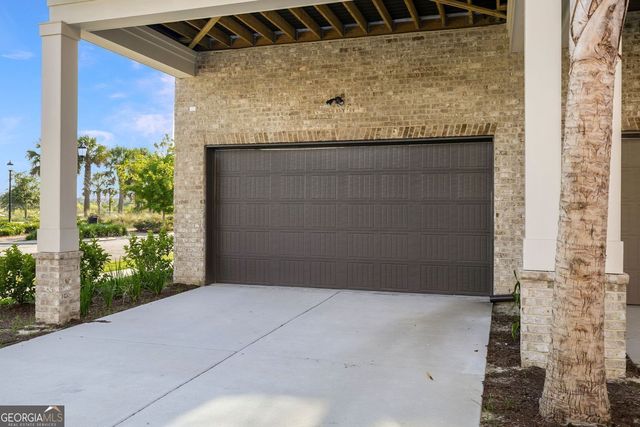 416 Upper East Avenue, Savannah, GA 31401