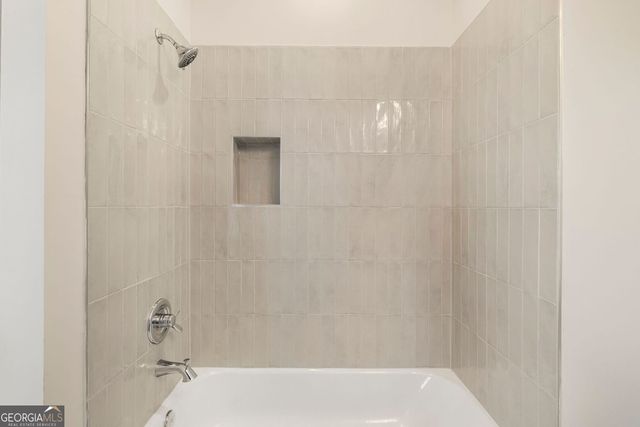 416 Upper East Avenue, Savannah, GA 31401