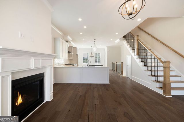 416 Upper East Avenue, Savannah, GA 31401