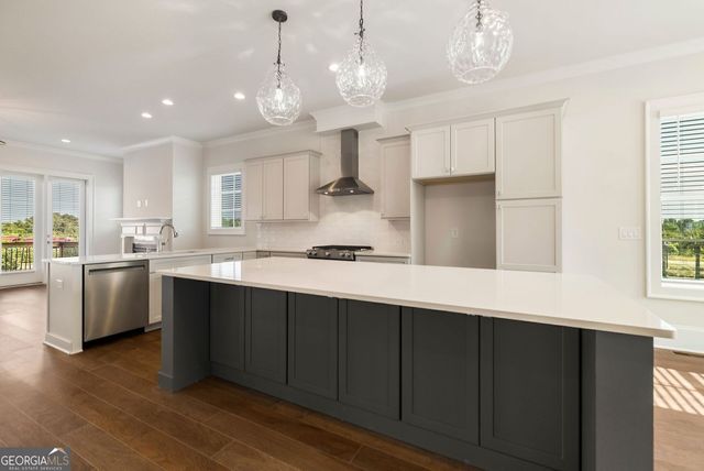 416 Upper East Avenue, Savannah, GA 31401