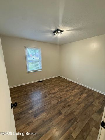 216 Hill St, Bardstown, KY 40004