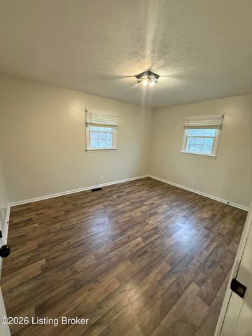 216 Hill St, Bardstown, KY 40004